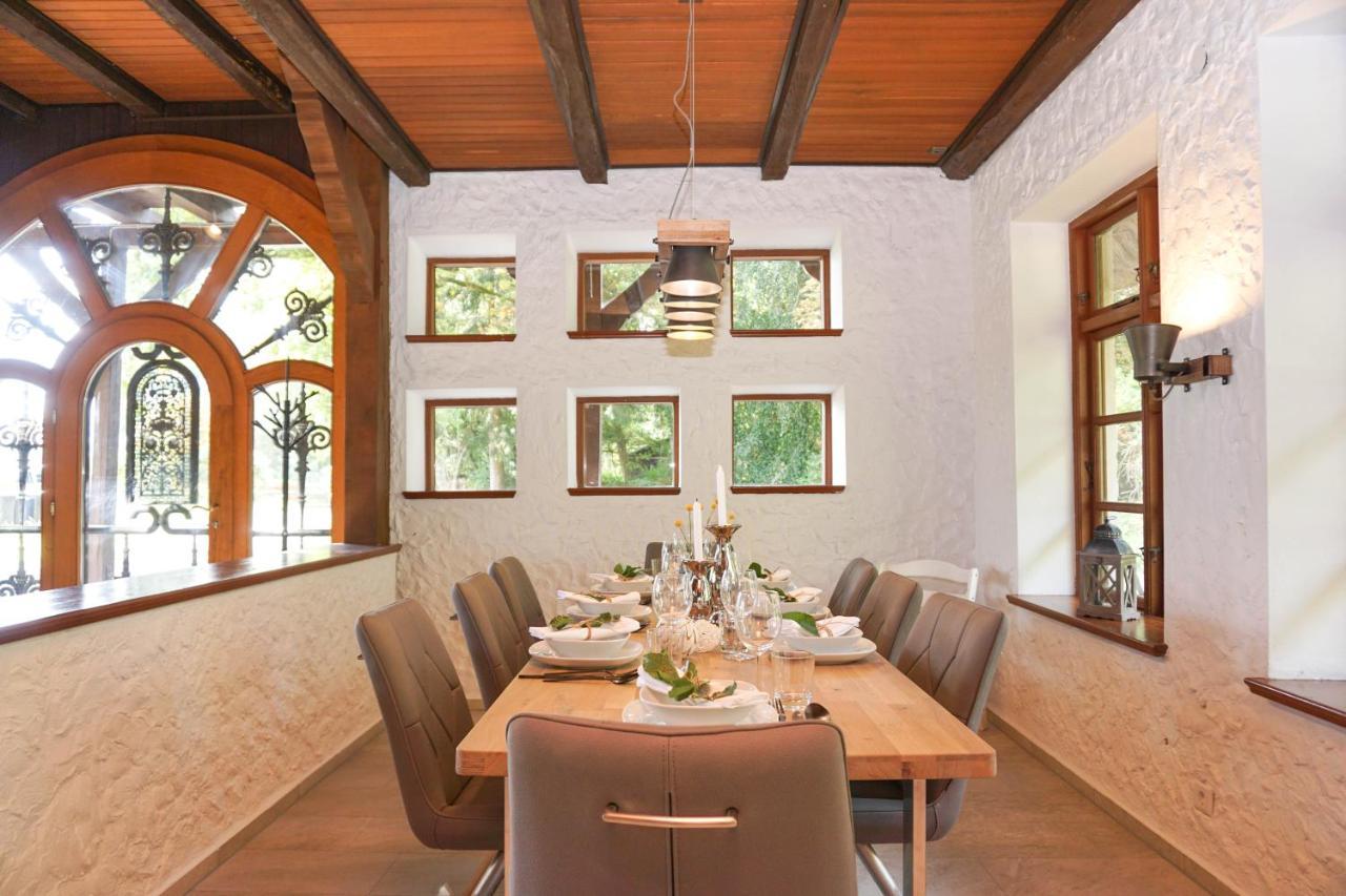 Ruhe unter Reet - Haus mit Sauna&Kamin im Grünen Gnarrenburg Exterior foto